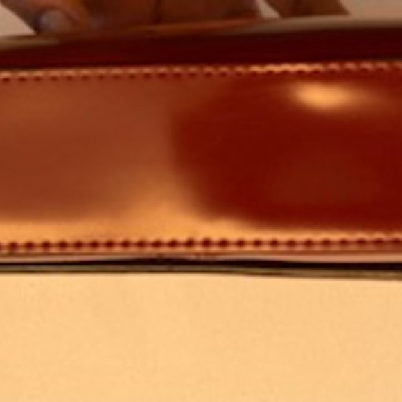 Guess: - Picture 8 of 11